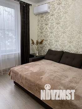 1-к квартира, посуточно, 32м2, 1/24 этаж