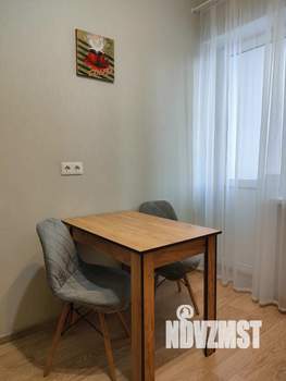 1-к квартира, посуточно, 45м2, 5/25 этаж