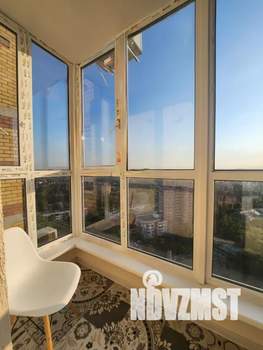 Студия квартира, посуточно, 27м2, 22/25 этаж