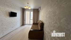 1-к квартира, посуточно, 40м2, 7/25 этаж
