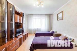 1-к квартира, посуточно, 40м2, 6/9 этаж