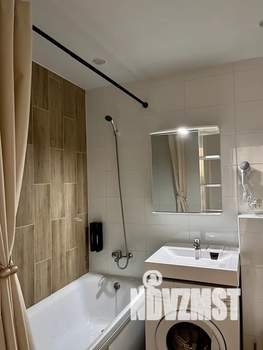 Студия квартира, посуточно, 38м2, 12/17 этаж