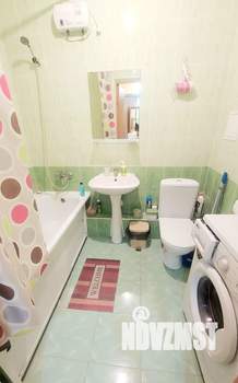 Студия квартира, посуточно, 42м2, 4/17 этаж