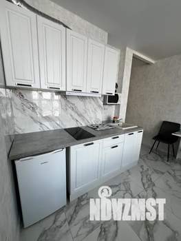 Студия квартира, посуточно, 26м2, 16/25 этаж