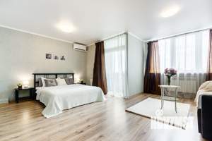 Студия квартира, посуточно, 36м2, 24/30 этаж