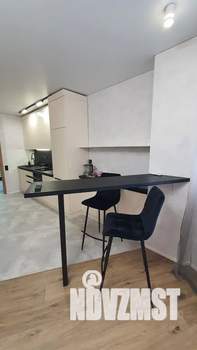 Студия квартира, посуточно, 45м2, 15/24 этаж