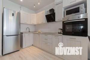 2-к квартира, посуточно, 56м2, 21/25 этаж