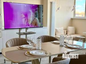 Студия квартира, посуточно, 65м2, 24/24 этаж