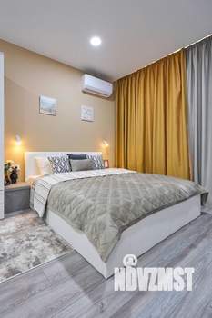 Студия квартира, посуточно, 32м2, 15/24 этаж