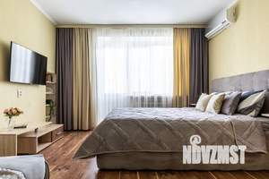 1-к квартира, посуточно, 34м2, 6/9 этаж