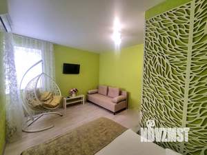 1-к квартира, посуточно, 27м2, 1/2 этаж