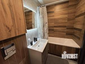 1-к квартира, посуточно, 35м2, 4/9 этаж