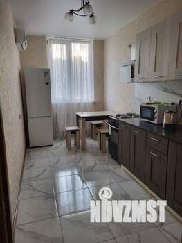 1-к квартира, посуточно, 43м2, 1/1 этаж