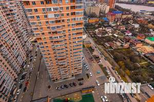 Студия квартира, посуточно, 40м2, 21/23 этаж