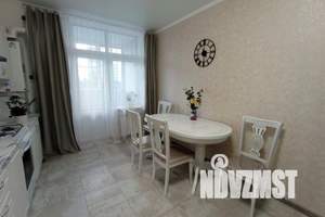 2-к квартира, посуточно, 71м2, 1/20 этаж