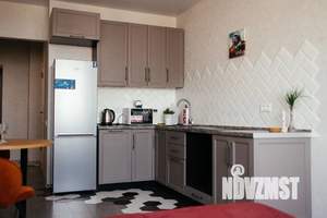 1-к квартира, посуточно, 38м2, 21/25 этаж