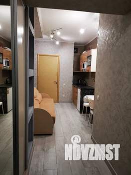 1-к квартира, посуточно, 32м2, 4/15 этаж