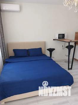 Студия квартира, посуточно, 32м2, 2/25 этаж