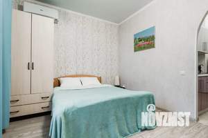 Студия квартира, посуточно, 27м2, 10/18 этаж