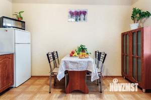 1-к квартира, посуточно, 50м2, 1/1 этаж