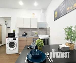 Студия квартира, посуточно, 35м2, 2/20 этаж