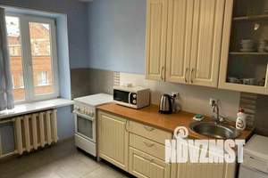 1-к квартира, посуточно, 45м2, 3/9 этаж