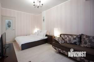 1-к квартира, посуточно, 37м2, 1/1 этаж