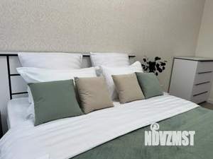 1-к квартира, посуточно, 49м2, 1/1 этаж
