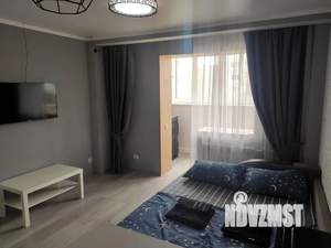 Студия квартира, посуточно, 30м2, 16/23 этаж