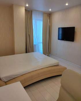 4-к квартира, на длительный срок, 100м2, 3/12 этаж