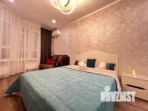 1-к квартира, посуточно, 38м2, 6/23 этаж