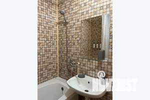 1-к квартира, посуточно, 38м2, 6/18 этаж