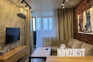 1-к квартира, посуточно, 40м2, 12/18 этаж