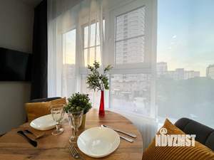 Студия квартира, посуточно, 28м2, 4/19 этаж