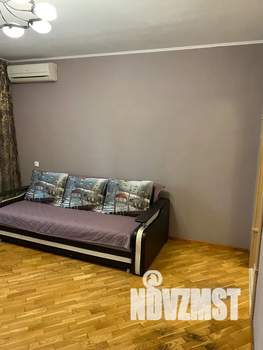 1-к квартира, посуточно, 40м2, 6/9 этаж
