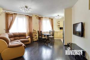 3-к квартира, посуточно, 60м2, 1/1 этаж