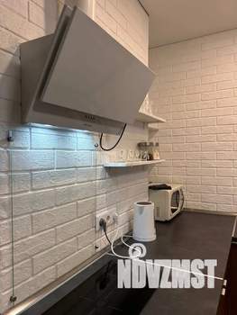 Студия квартира, посуточно, 40м2, 16/17 этаж