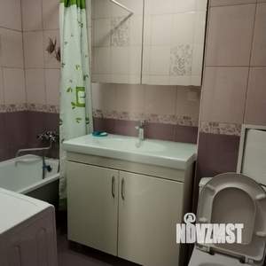 Студия квартира, посуточно, 33м2, 10/10 этаж