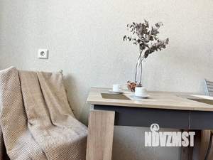 1-к квартира, посуточно, 39м2, 9/18 этаж