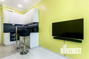 Студия квартира, посуточно, 43м2, 19/24 этаж