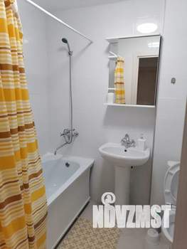 1-к квартира, посуточно, 38м2, 12/18 этаж