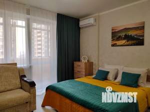 1-к квартира, посуточно, 35м2, 11/23 этаж