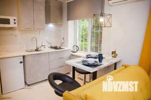 Студия квартира, посуточно, 25м2, 1/5 этаж