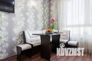 2-к квартира, посуточно, 42м2, 7/22 этаж