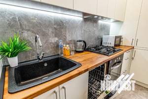 Студия квартира, посуточно, 47м2, 14/24 этаж