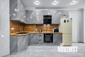 Студия квартира, посуточно, 42м2, 9/24 этаж