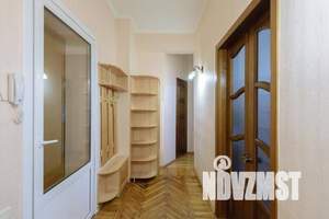 2-к квартира, посуточно, 62м2, 1/1 этаж