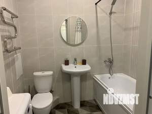 Студия квартира, посуточно, 30м2, 13/24 этаж