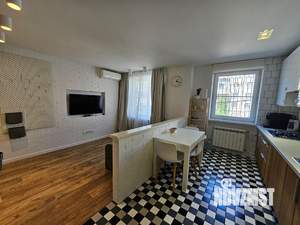 3-к квартира, посуточно, 65м2, 2/5 этаж