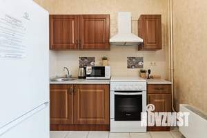 1-к квартира, посуточно, 42м2, 6/18 этаж